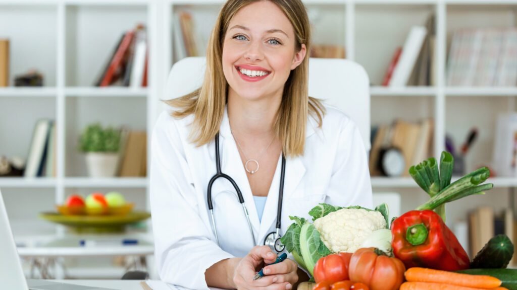 How to Make Money Online as a Nutritionist